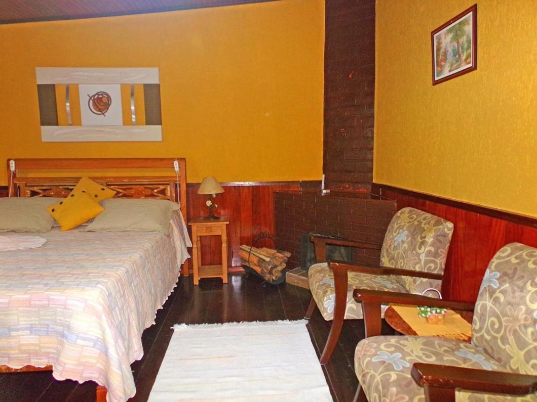 Hotel Cantinho De Ferias *